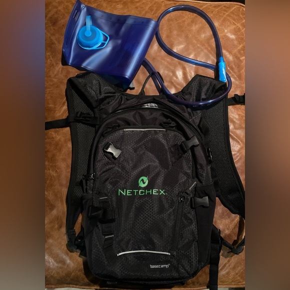 Hydration Backpack - Picture 4 of 6